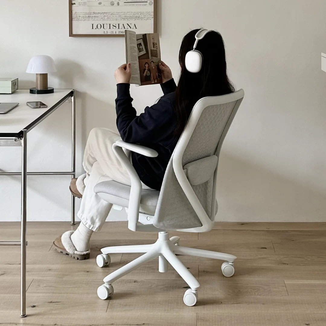 Almost Perfect Desky Pro Ergonomic Mesh Chair - Image 4