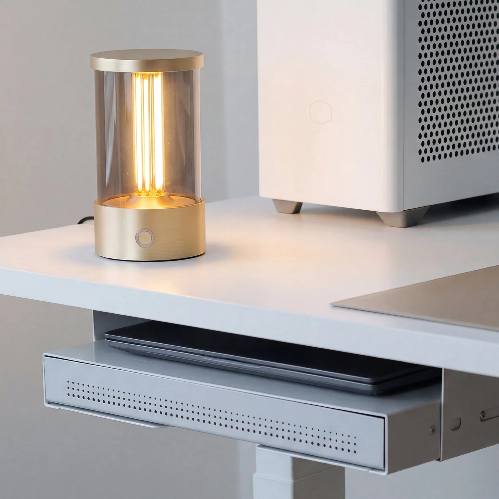 Desky Beacon Cordless Desk Lamp - Image 3