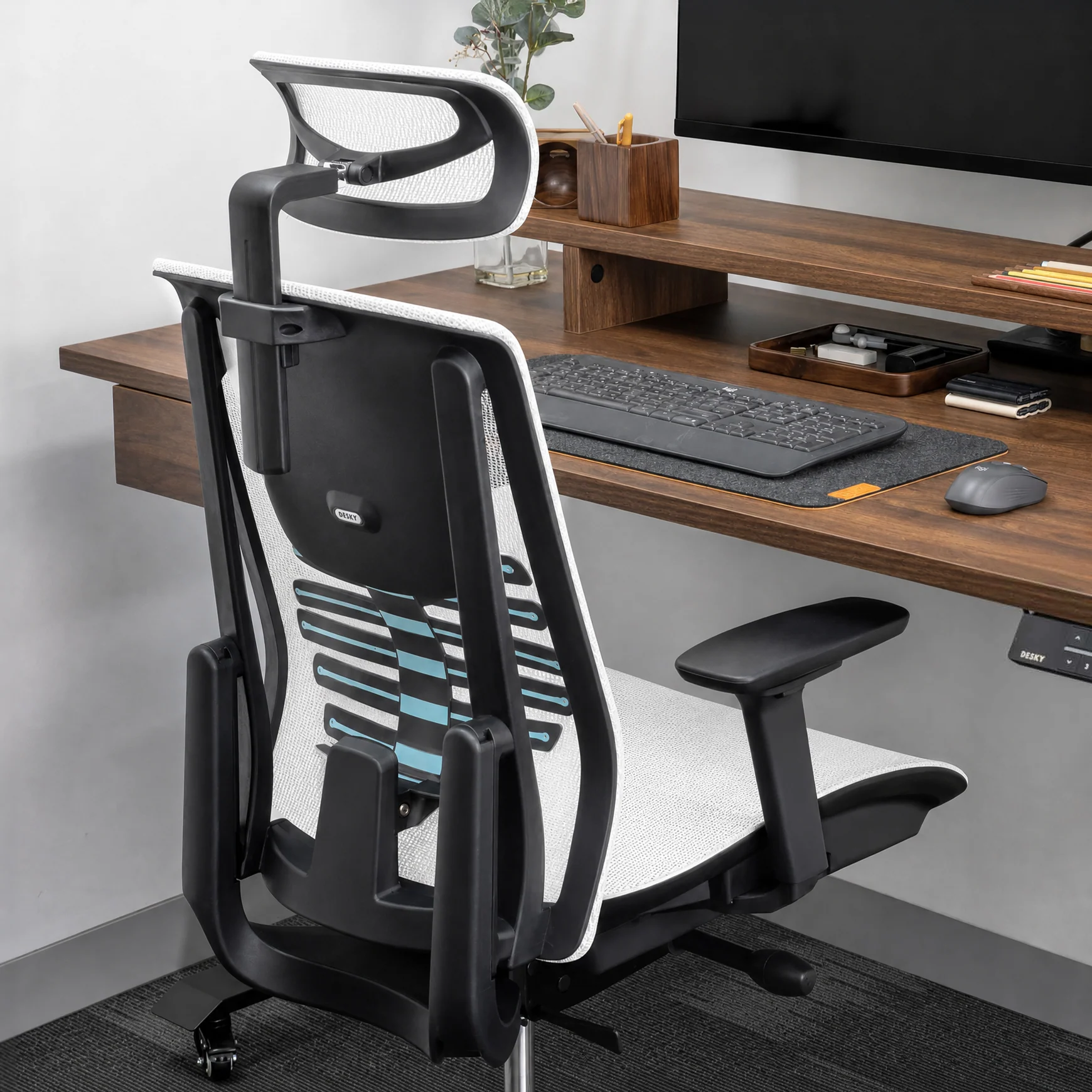 Desky Big & Tall High Back Office Chair - Image 4
