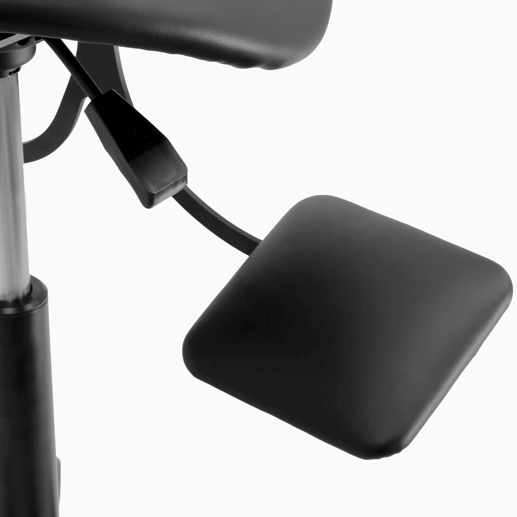 Desky Ergonomic Saddle Stool - Image 8