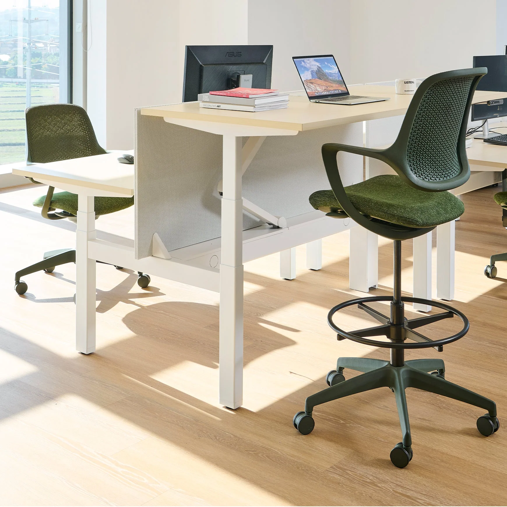Desky Evoque Low Back Office Chair - Image 16