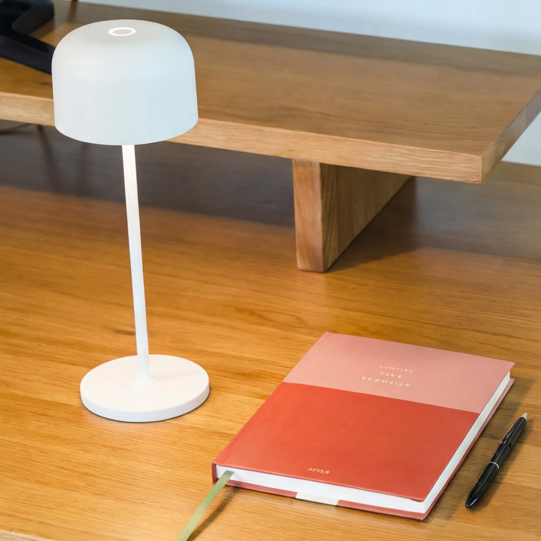 Desky Orbit Cordless Desk Lamp - Image 6