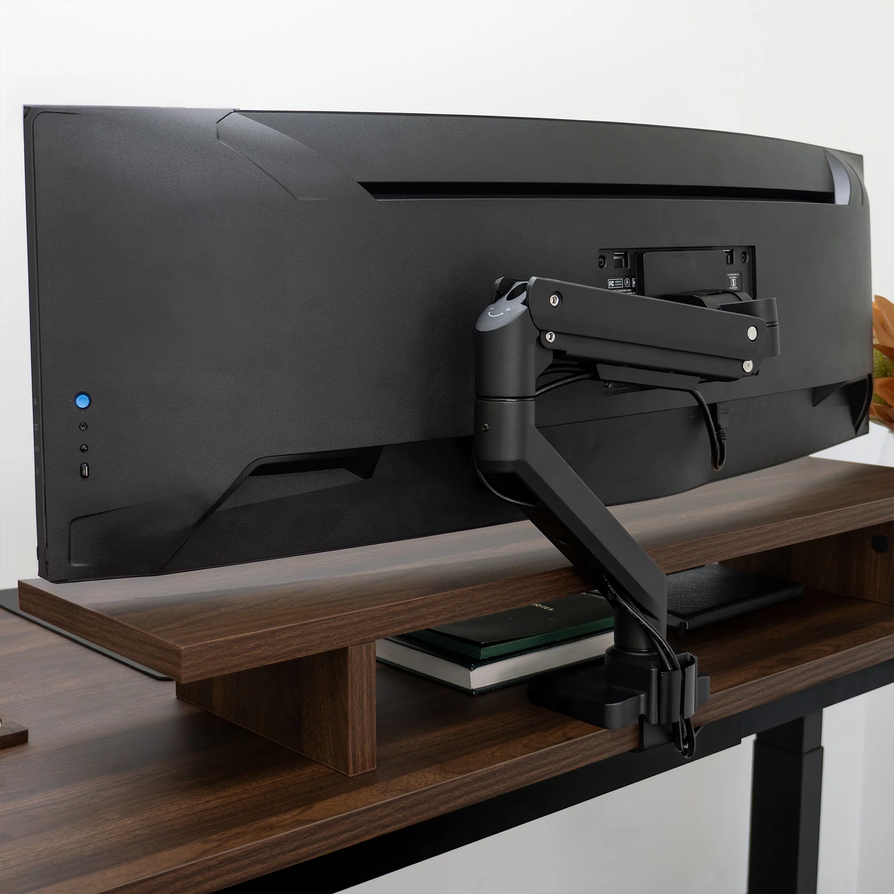Desky Heavy Duty Ultrawide Monitor Arm - Image 8