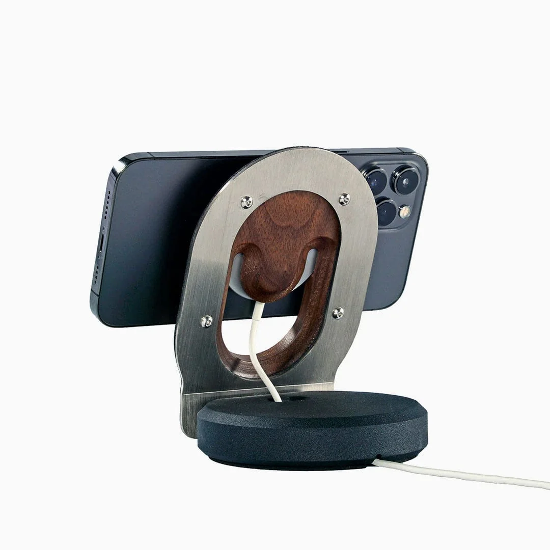 Desky Wooden Magsafe Stand - Image 10