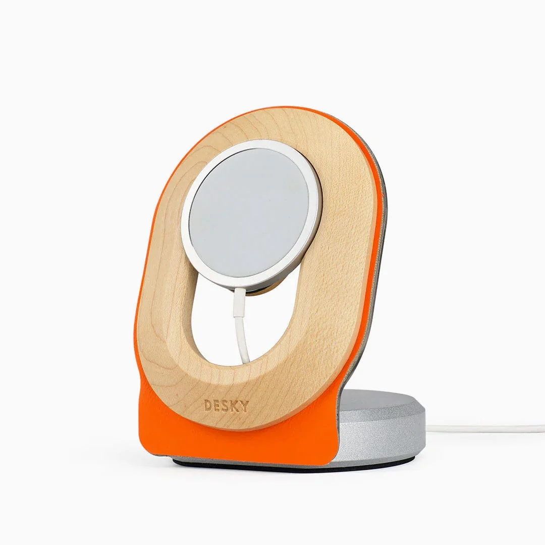 Desky Wooden Magsafe Stand - Image 15