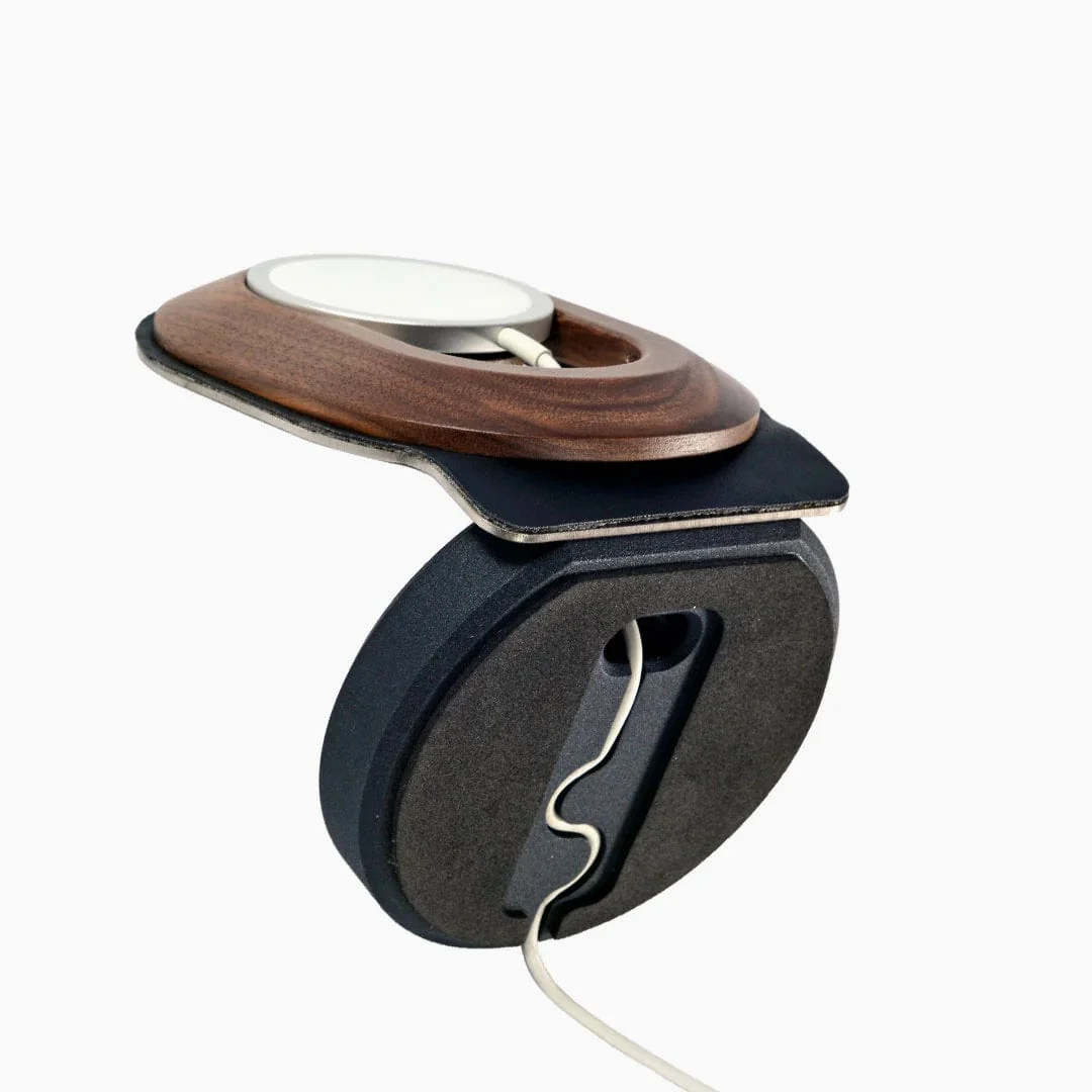 Desky Wooden Magsafe Stand - Image 9
