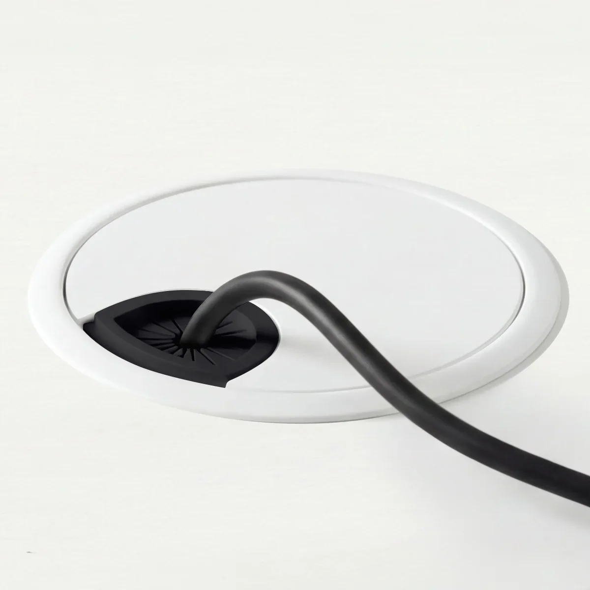 Desky Metal Grommet Cover - Image 7